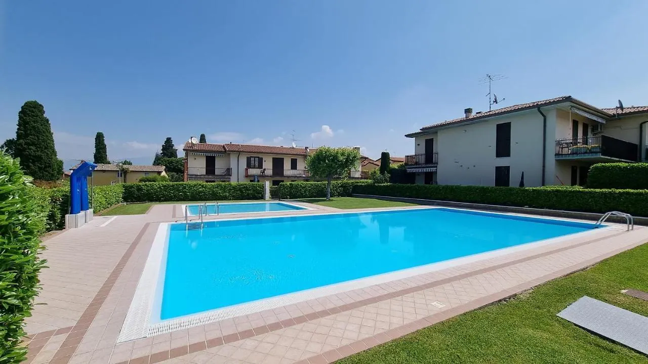 Garda Del Sole Id900 Apartment Lazise Italy