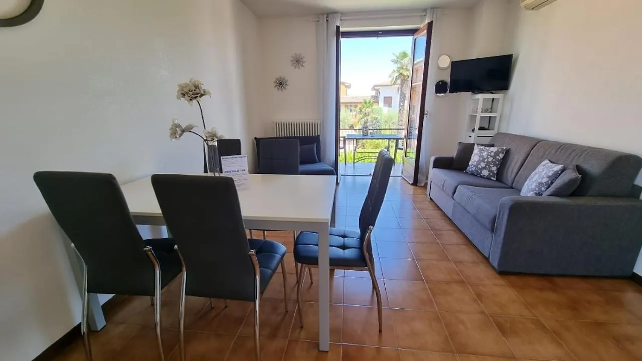 Garda Del Sole Id900 Apartment Lazise Italy